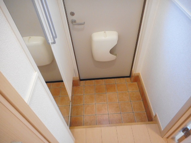 メゾン　ジャスティスＡ 玄関