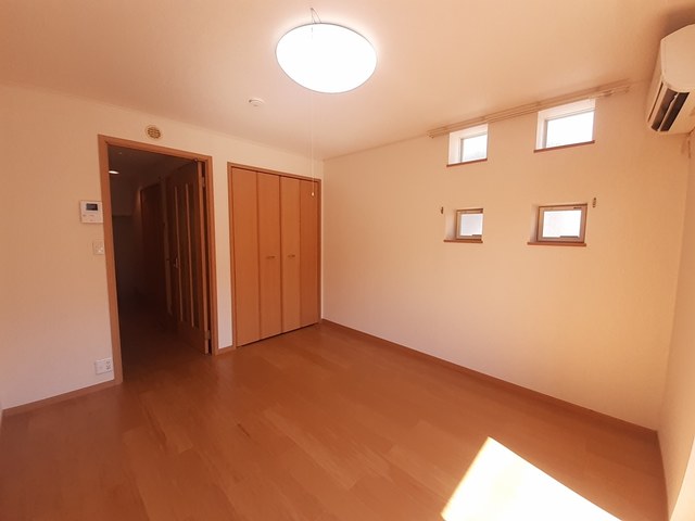 シャロルエヌ リビング