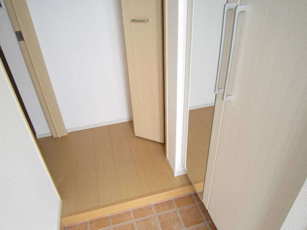 ブリーゼ・Ｍ 玄関