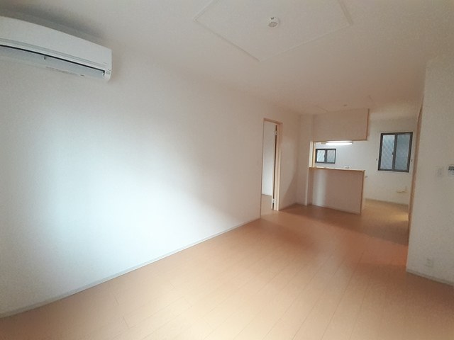 カーサ立部 リビング