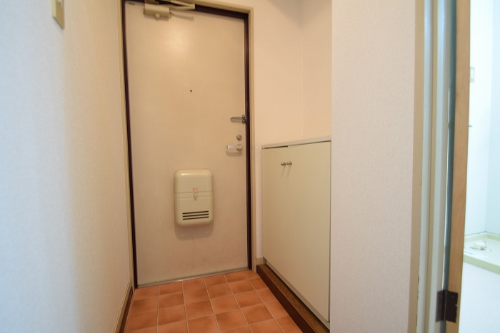 メルヴェール昆陽 玄関