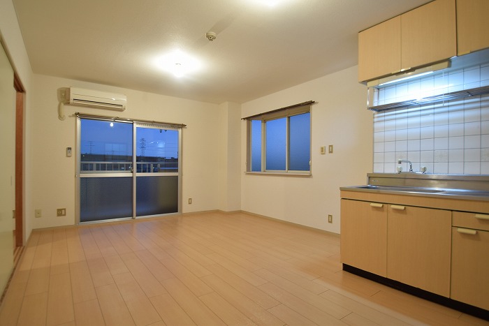 メルヴェール昆陽 リビング