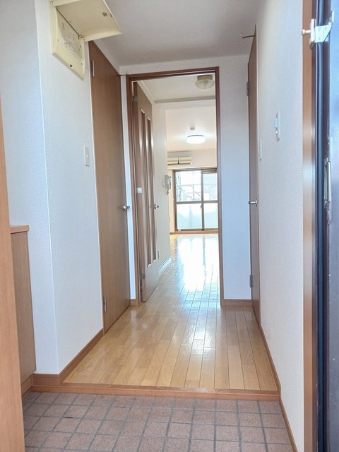 セイバリー尼崎 玄関