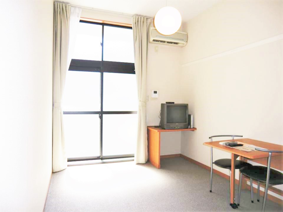 レオパレスＡｖａｎｃｅｒ ベッドルーム