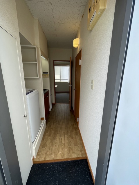 レオパレスザ　ファミリア 玄関