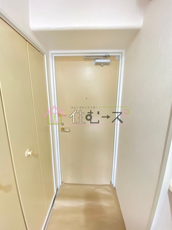 オフィスポート本町WEST 玄関