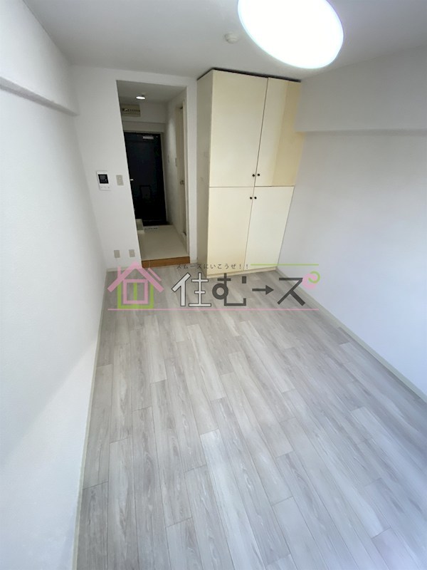 エクセレンス新大阪 リビング