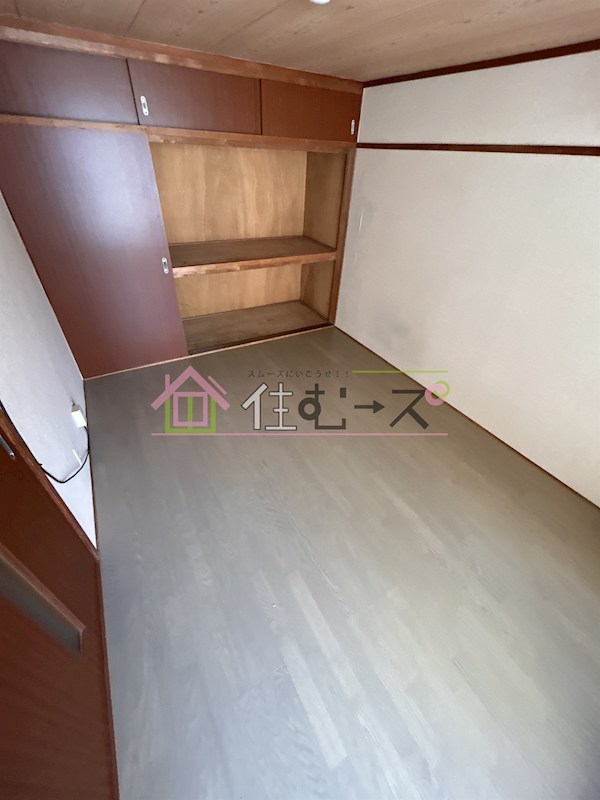 ストロング第1新大阪 リビング