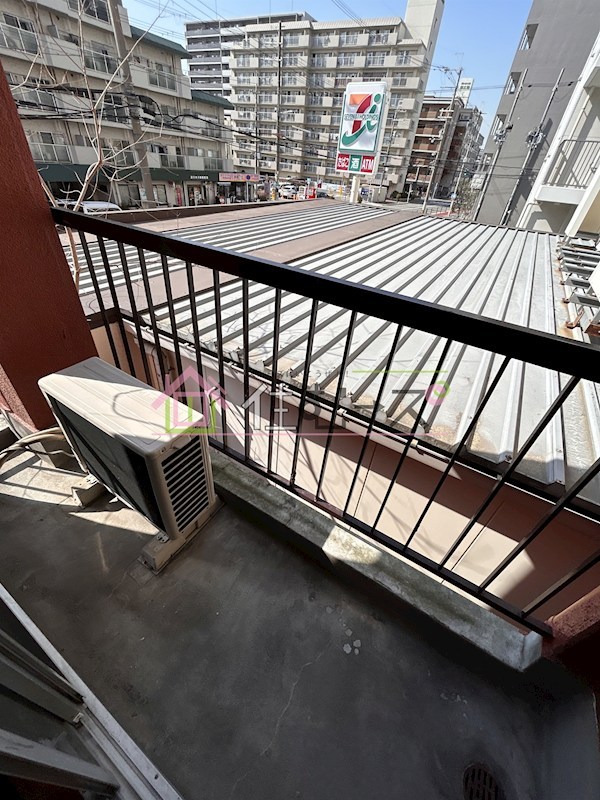 ストロング第1新大阪 ベランダ