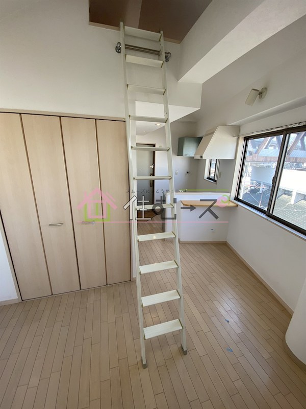 ロマネスク淡路 リビング