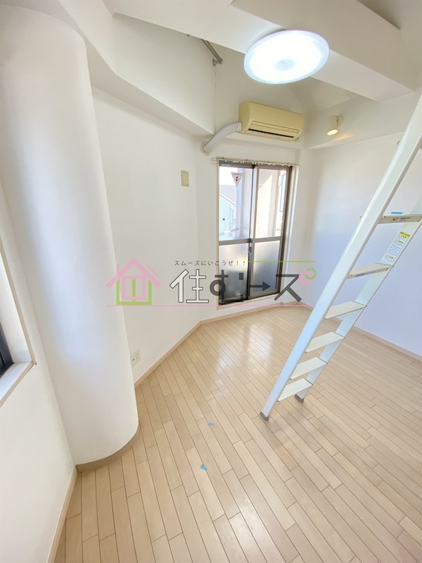 ロマネスク淡路 ベッドルーム