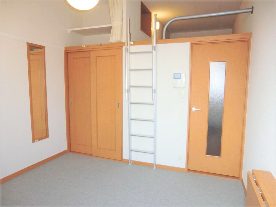 レオパレスメイク　ワン リビング