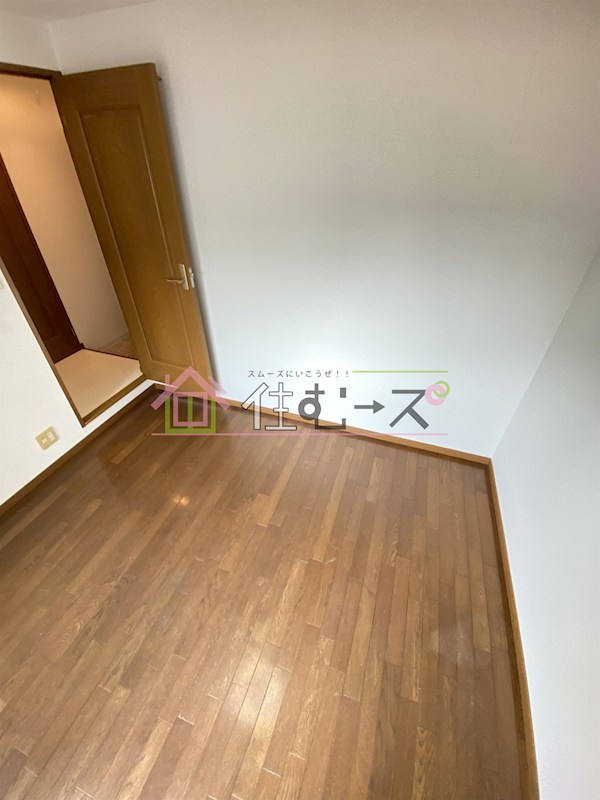 ロイヤルレスト芦原 リビング