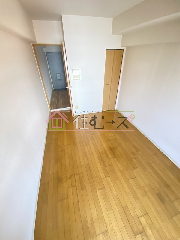 エスリード難波 リビング