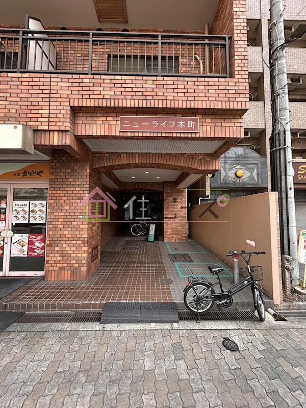 ニューライフ本町 エントランス