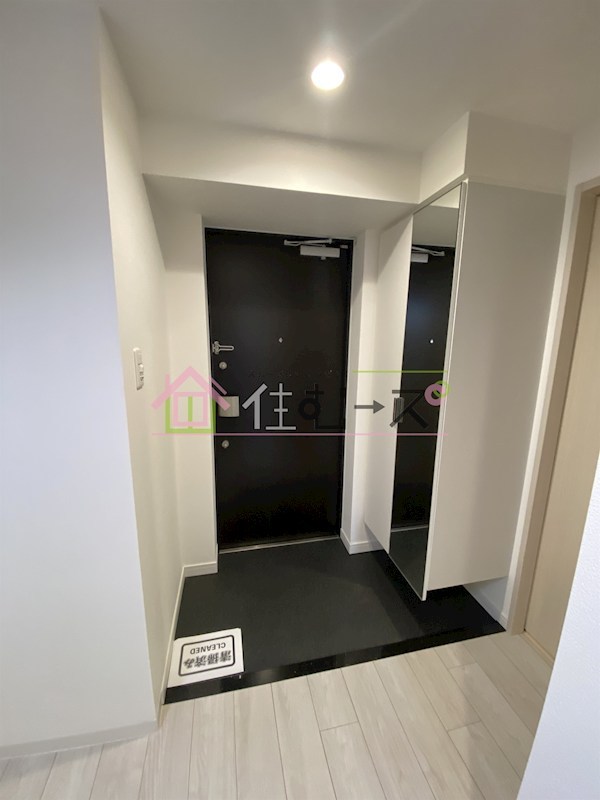 ソルテラスNAMBAサウスフィール 玄関