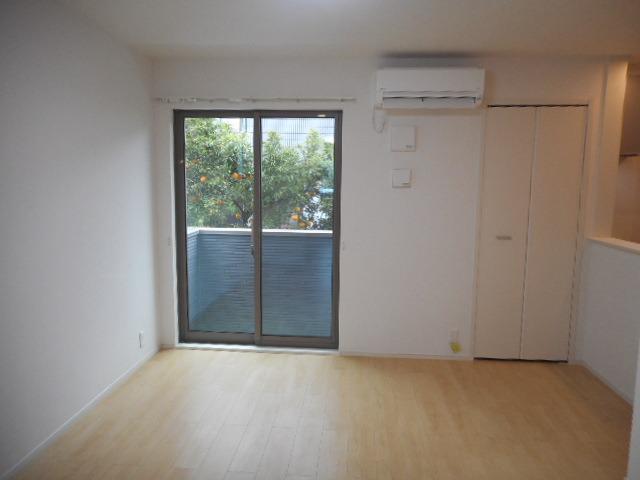 メゾン　サンリット リビング