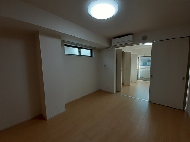 オーキッド　ヒルズ リビング