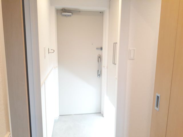 エフ　レジデンス 玄関