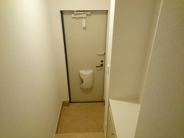 グラン・ソレイユ 玄関