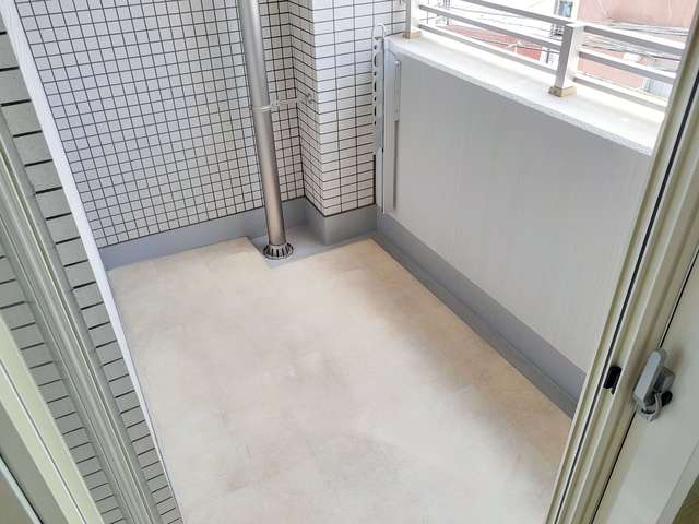 クオリティ西三国 ベランダ