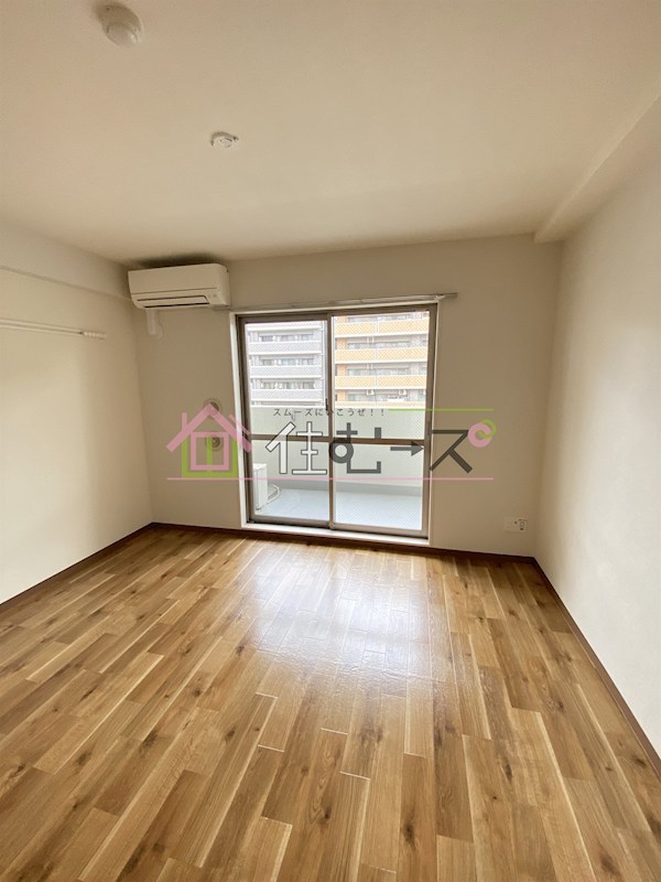 セゾンラトゥールMIYAKOJIMA ベッドルーム