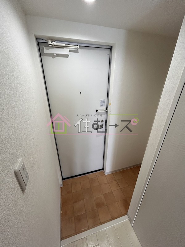 フォレスタ長居 玄関