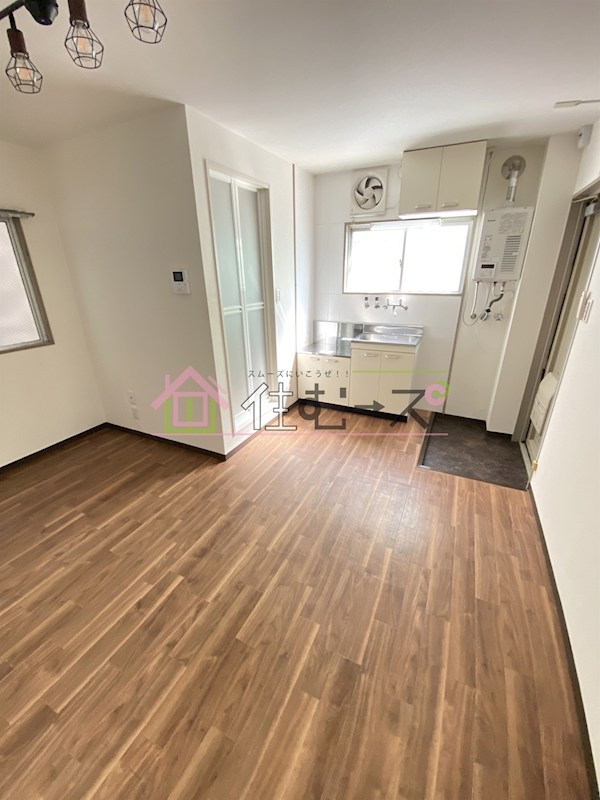 カンエイハイツ リビング