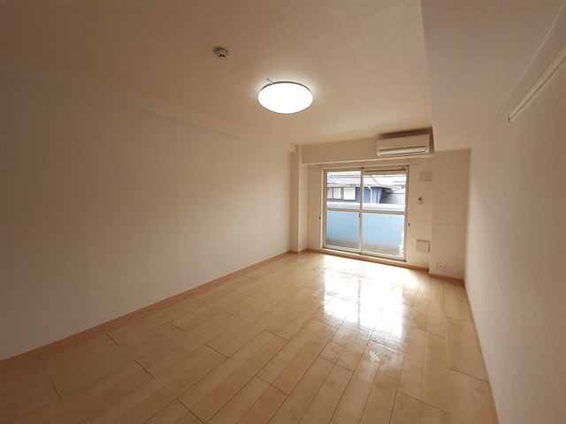 ウィンザー越水 リビング