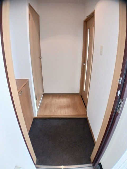 メゾン・モンターニュ 玄関