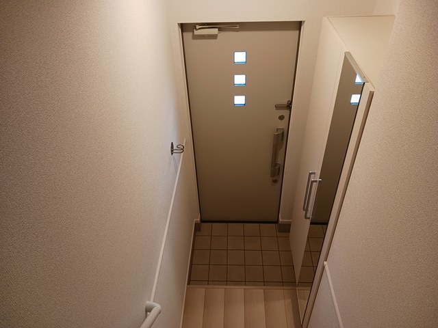 カンフォタブル・メゾンⅡ 玄関