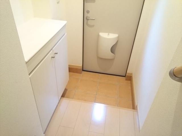 アウローラ松風 玄関