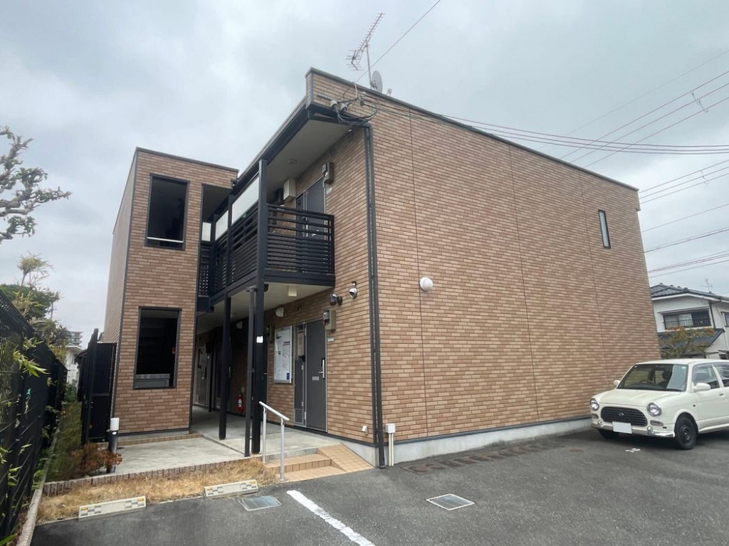 レオネクストアズールぐみのき 外観