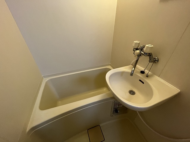 レオパレスＫＯＫＡＤＯ 風呂画像