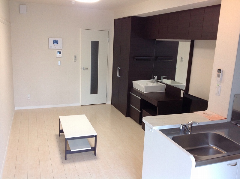 レオネクストサニーテラス石橋 リビング