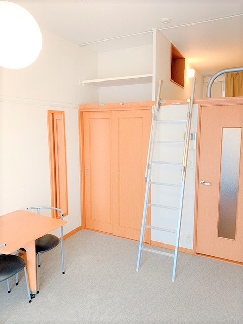 レオパレスＺｅｐｈｙｒ ベッドルーム