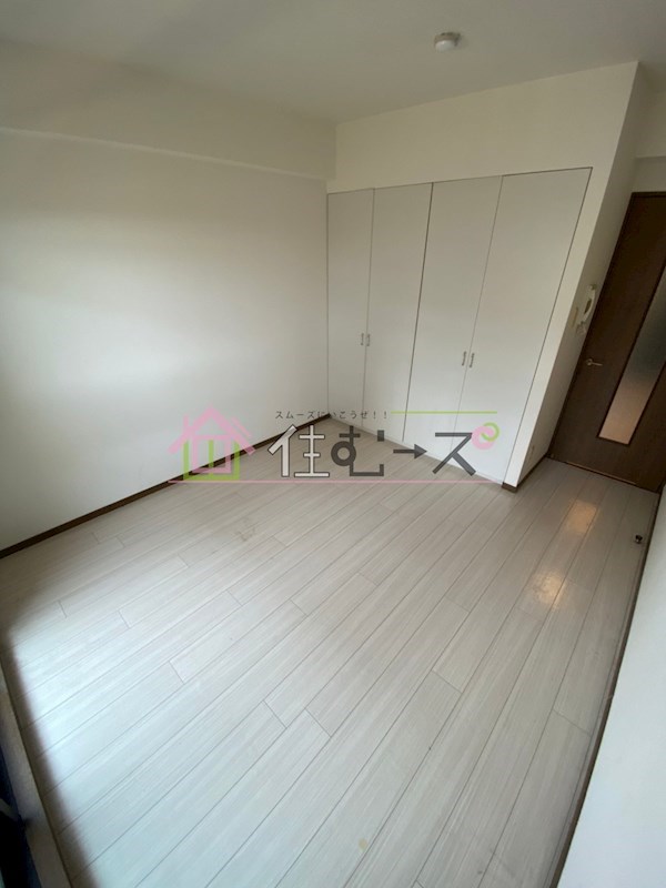 サムティ三国本町レジデンス リビング