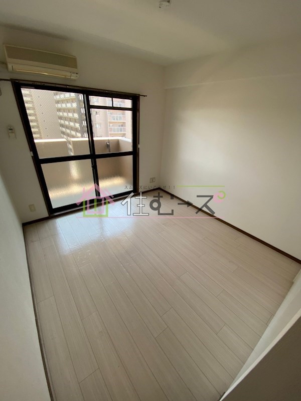 サムティ三国本町レジデンス ベッドルーム