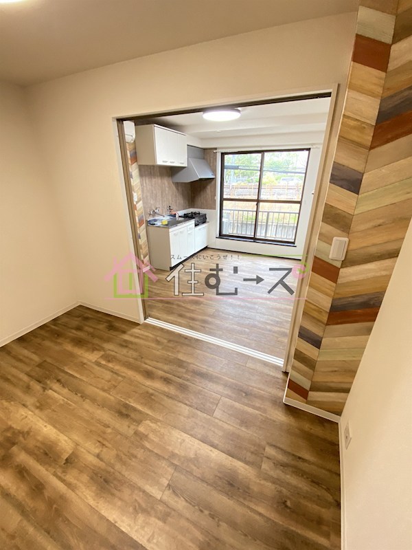 DMハイツ鴫野 ベッドルーム