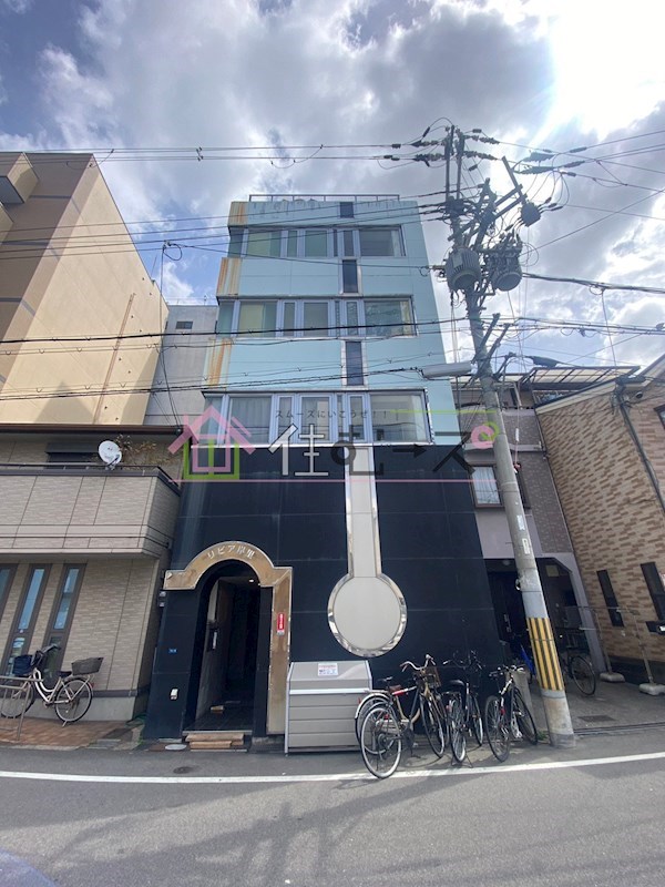 リビア岸里 外観