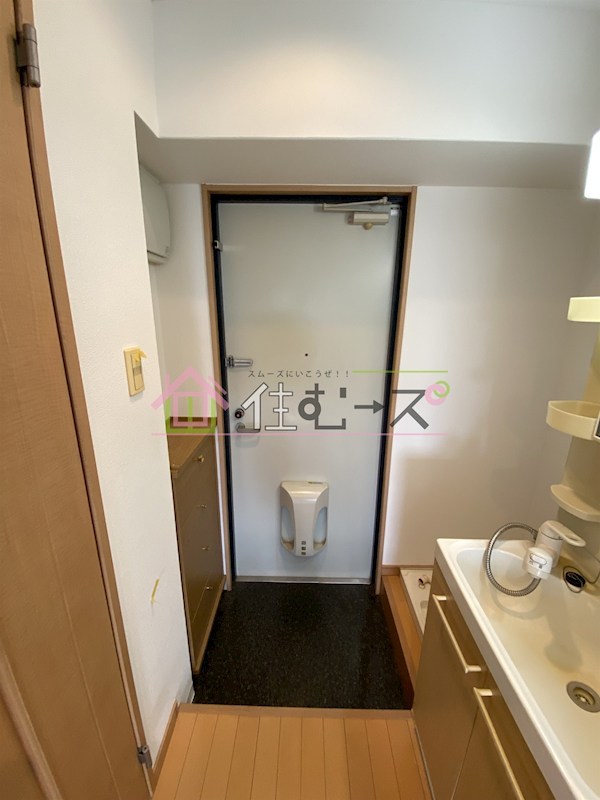 エイチ・ツー・オー今福 玄関