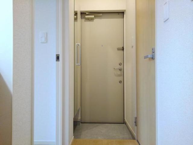 コンテ　クレール 玄関