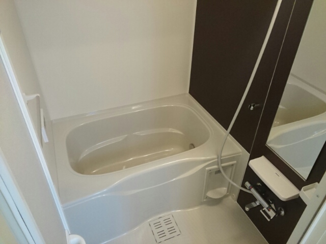 ストラーダ　ディ　ラピス 風呂画像