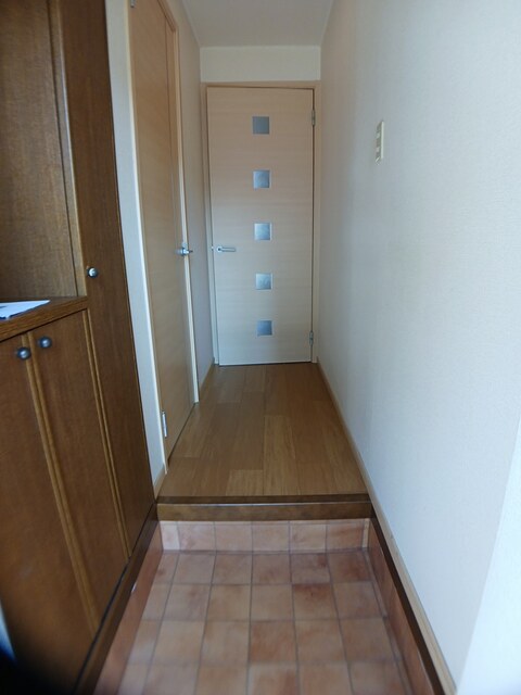 グリ－ンコ－ト１番館 玄関