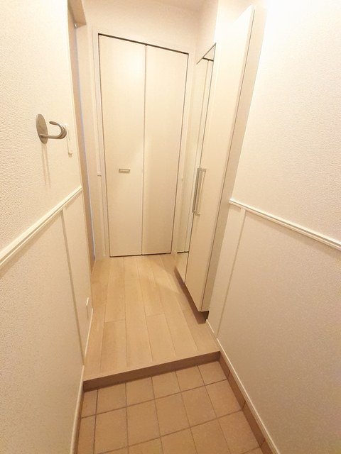 メゾフォルテⅤ 玄関