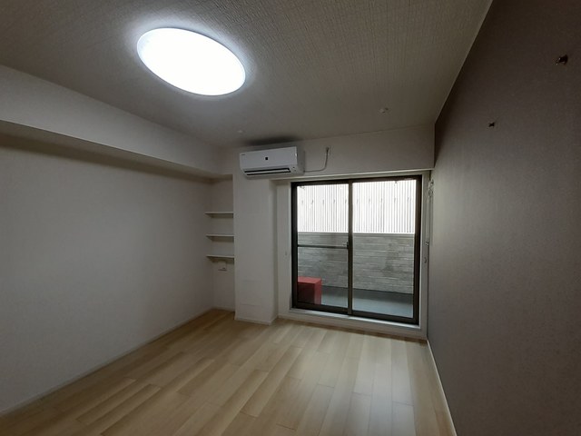 ヴェルメゾン　旭町 リビング