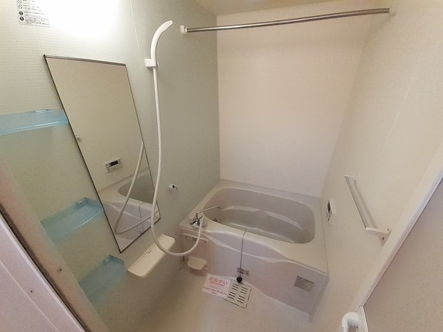 ティアラ　コートＡ 風呂画像