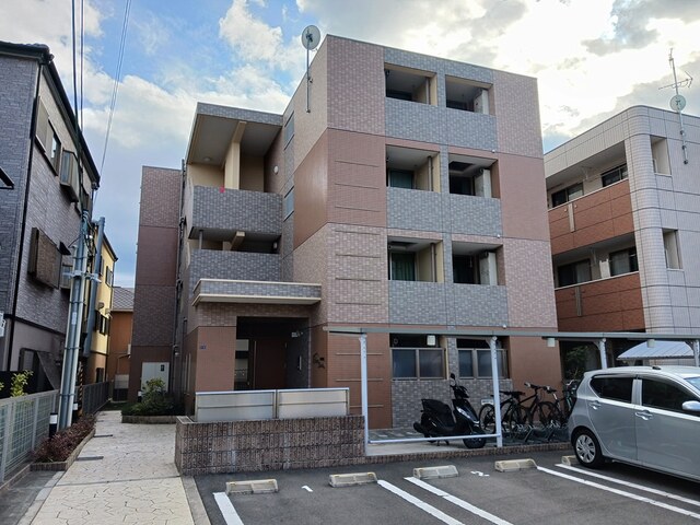 グレンツェン茨木 外観