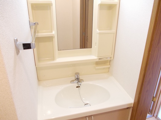 リヴ・エファート その他1