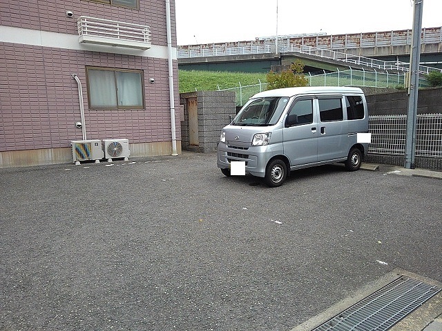 リヴ・エファート その他6